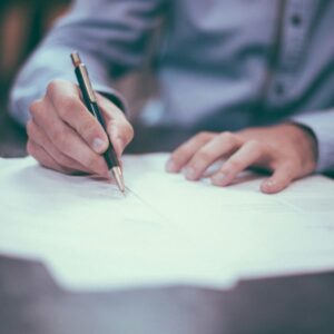 How do I find the best settlement agreement lawyer?